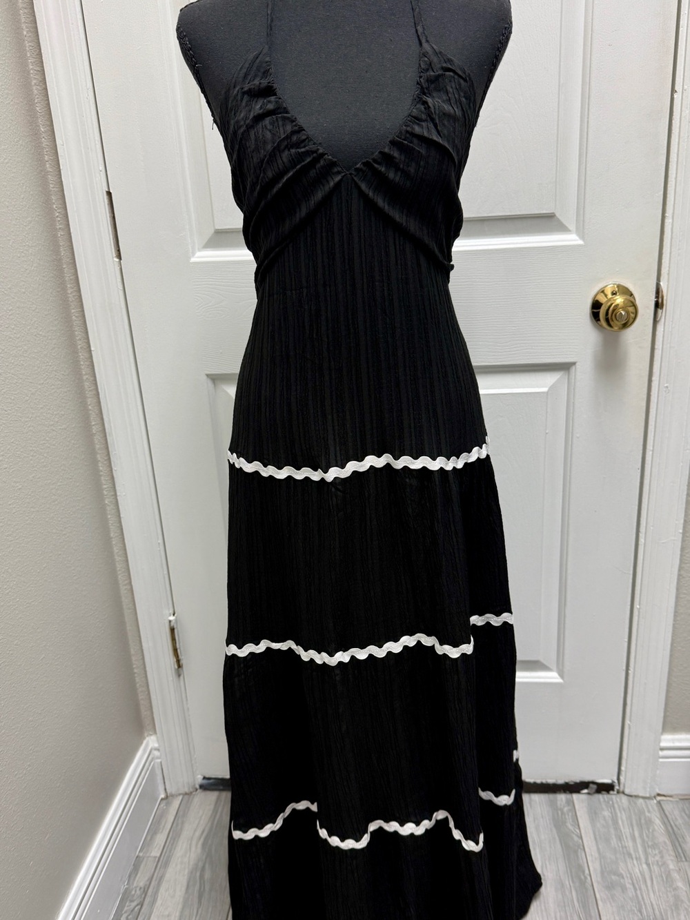 Anna Kaci Black Maxi Sundress With WhiteTier Lined - V-neck Halter Size S